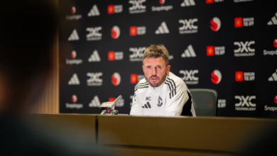 Michael Carrick Sends Strong Warning to Man United Stars Ahead of Fulham Clash