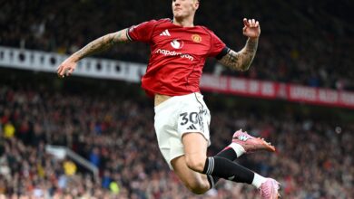Gary Neville Reveals Benjamin Šeško added a Hidden Message In His Goal Celebration Against Everton