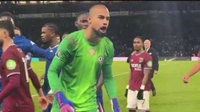 Robert Sanchez hits back at Chelsea fans after half-time boos in dramatic West Ham comeback